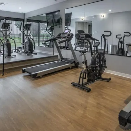 Apartment Landing Incredible Studio Gym Pool *