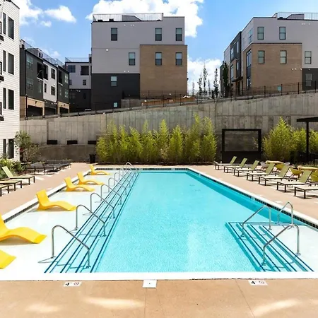 Apartment Landing Beautiful Studio Pool Gym Nashville