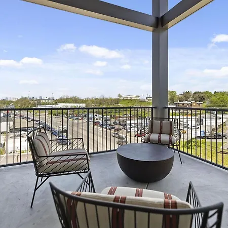 Landing Stylish 1Bd Pool Gym * Nashville