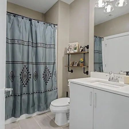 2br In Walkable Area & 5 Mins To Broadway Apartment Nashville