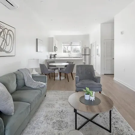 Apartment Landing Stunning 1bd Game Gym *