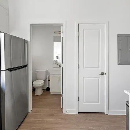 Landing Stunning 1bd Game Gym * Nashville