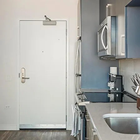 Apartment Landing Stunning 2Bd Rooftop Lounge Gym *