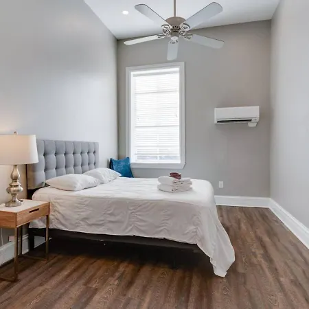 Historic Church Loft East Nash Free Parking Apartment *