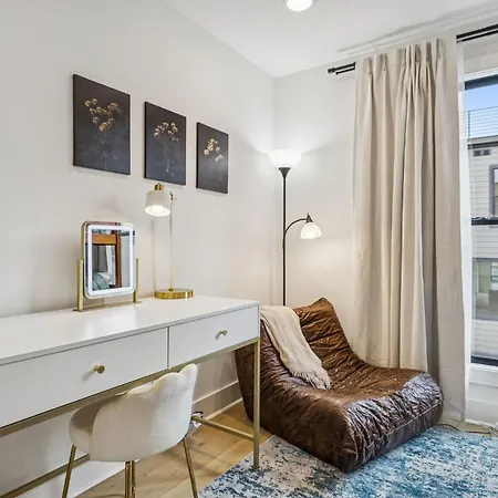 Apartment 3br Townhome Rooftop Views Hot Tub & Fireplace Nashville
