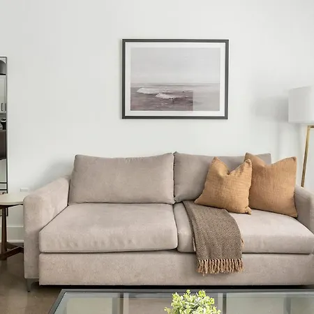 Apartment Landing Beautiful Studio Pool Gym *
