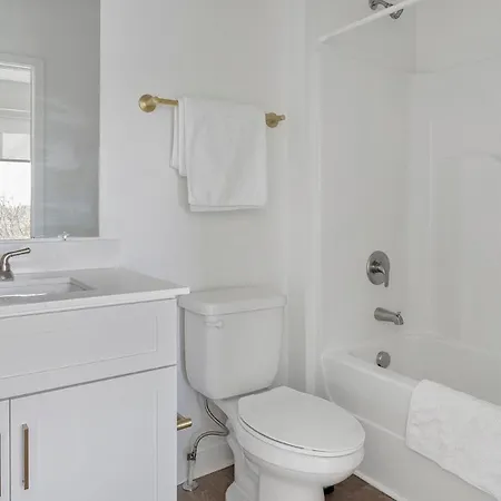 Apartment Landing Stunning 1bd Game Gym *