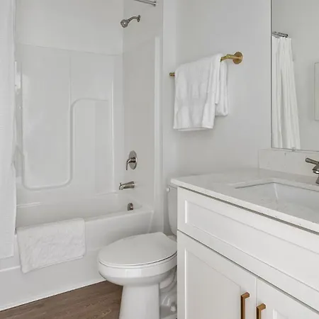 Apartment Landing Stunning 1bd Game Gym
