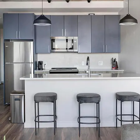 Landing Stunning 2Bd Rooftop Lounge Gym Apartment Nashville