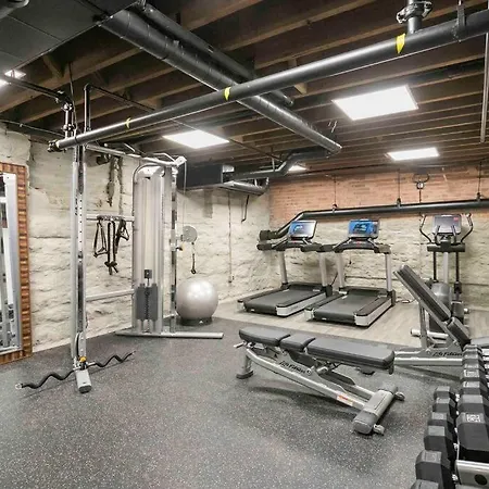 The 1865 Experience With Speakeasy, Pool & Parking * Nashville