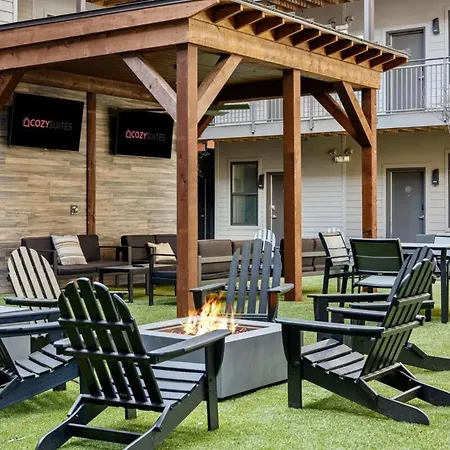 Two Cozysuites Music Row Chic In Apartment Nashville