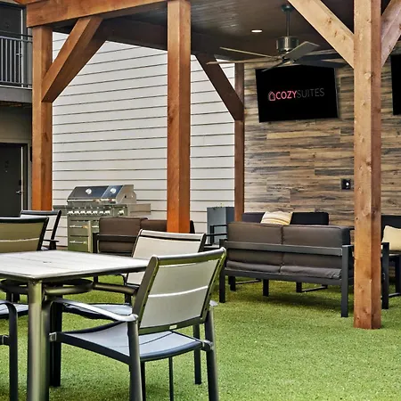 Two Cozysuites Music Row Lovely In