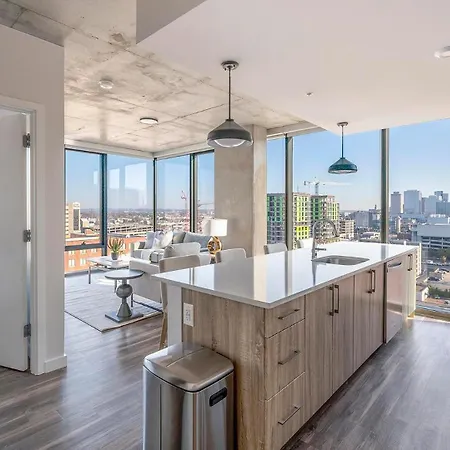 Landing Stunning 2Bd Rooftop Lounge Gym *