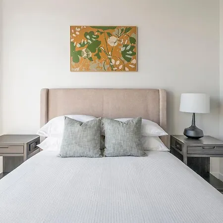 Apartment Landing Stunning 2Bd Rooftop Lounge Gym *