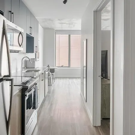 Landing Stunning 2Bd Rooftop Lounge Gym Apartment Nashville