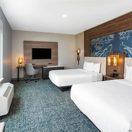 La Quinta & By Wyndham Downtown Stadium 3*