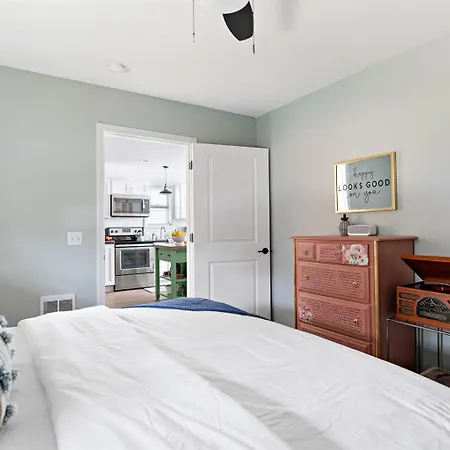 Private With Fenced Yard In Walkable East Nashville