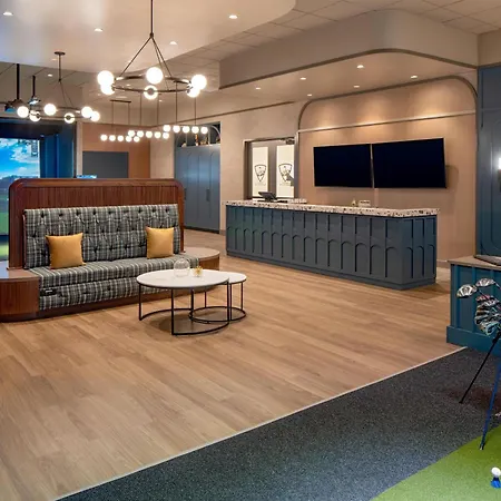 Tempo By Hilton Downtown Hotel Nashville