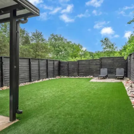 Rooftop, Large Backyard, Fire Pit, Near Downtown Nashville