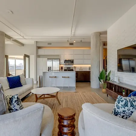 2115 Yeaman Place Holiday home *
