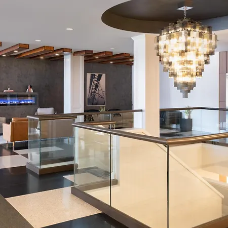 Hotel Delta By Marriott Airport Nashville