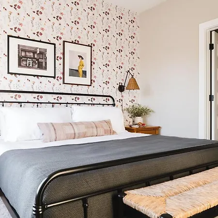 Stapleton Mcgraw By Avantstay Holiday home