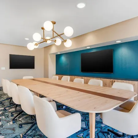 Cambria Midtown Hotel 4*