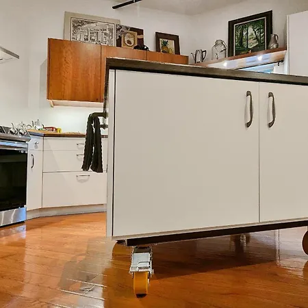 Apartment Westwood Shed In By Geodis Vanderbilt Belmont, 1 Accessible