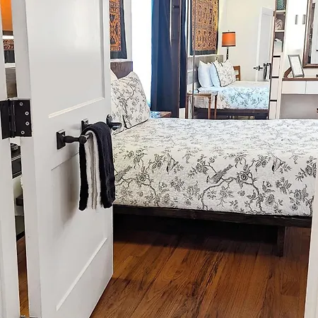 Apartment Westwood Shed In By Geodis Vanderbilt Belmont, 1 Accessible Nashville