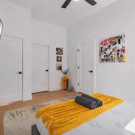 Charming Gulch Retreat - Skyline Perfection