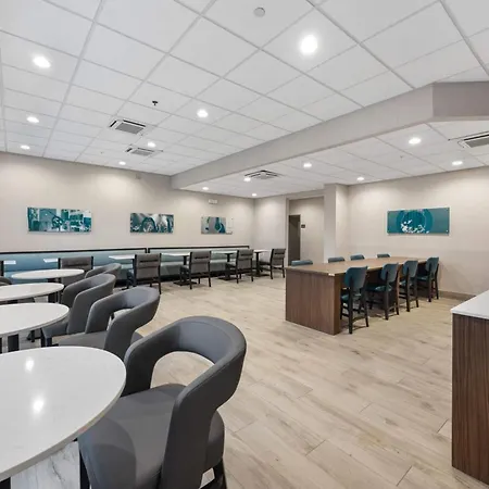 Hawthorn Extended By Wyndham Airport/opryland *