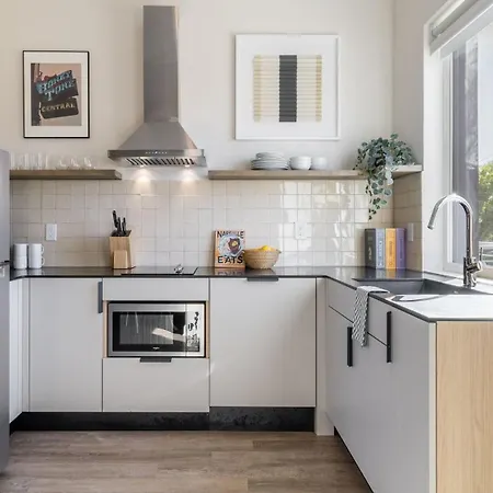 Conway Buyout - 2 Units By Avantstay