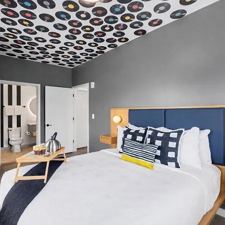 Tempo - Rooftop Pool - Gym - On Music Row Holiday home