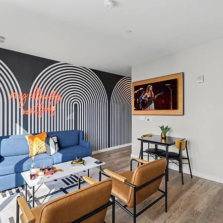 Pianissimo-2 Units-rooftop Pool-gym-on Music Row Nashville