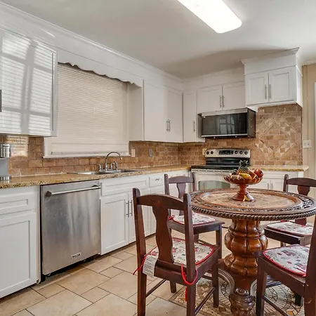 5 Mi To Broadway Fun! Group-ready Holiday home Nashville