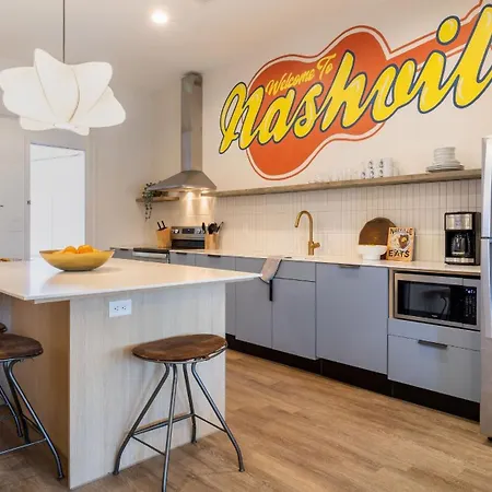 Conway Buyout - 2 Units By Avantstay *