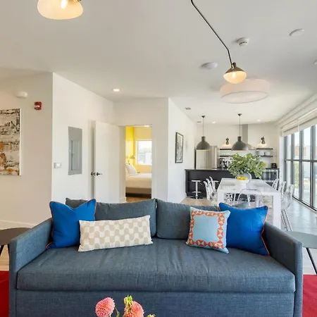 Carter: 3 Units By Avantstay Holiday home *