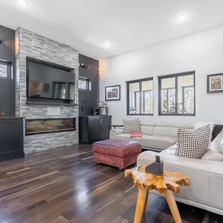 High Note Hideaway- Modern 4br Oasis Near Opryland * Nashville