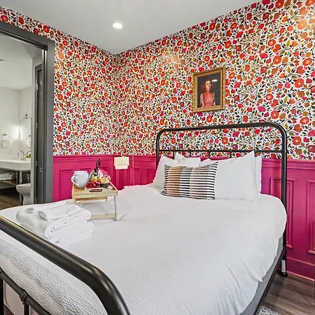 Petal & Palm-rooftop Patio & Gym-mins To Broadway Nashville