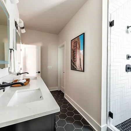 Boots & Broadway - 2 Units - Mins To Broadway * Nashville