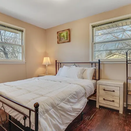 5 Mi To Broadway Fun! Group-ready Holiday home *