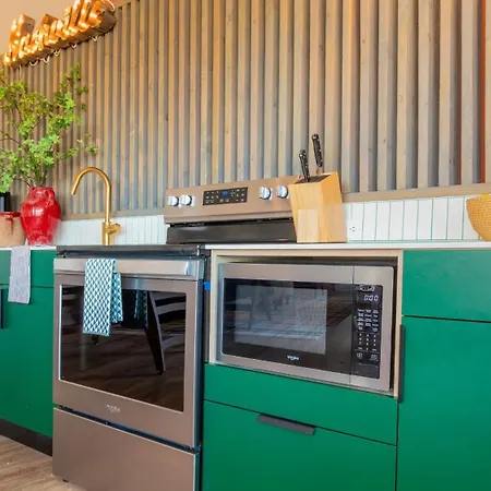 Conway Buyout - 2 Units By Avantstay Holiday home