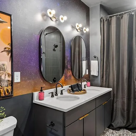 Cosmic Cowboy By Avantstay Apartment *