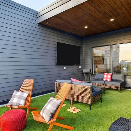 Holiday home The By Avantstay