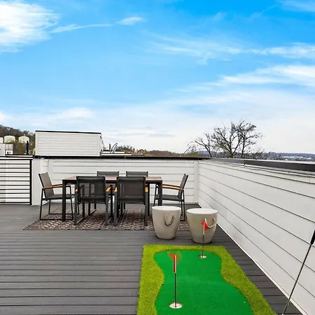 Cliffside Social By Avantstay Holiday home
