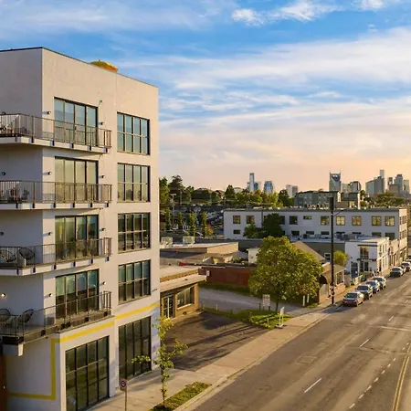 Carter Buyout - 2 Units By Avantstay *