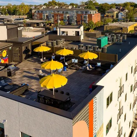 Holiday home Carter Buyout - 2 Units By Avantstay Nashville