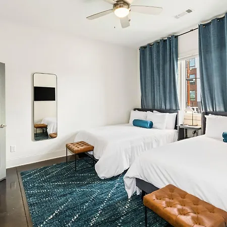Argyle Rooftop Retreat
