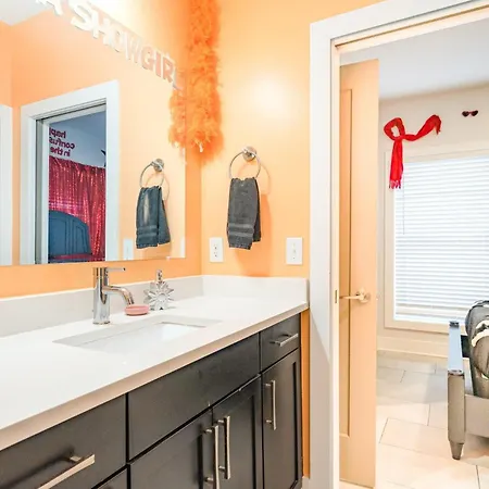 Swiftie Dream House-rooftop Patio-mins To Broadway Holiday home