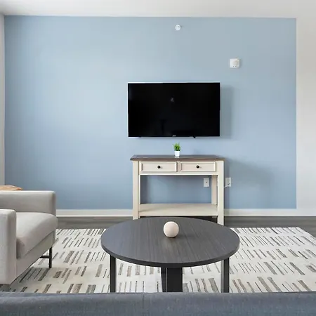 Landing Stunning 1Bd Gym Clubhouse